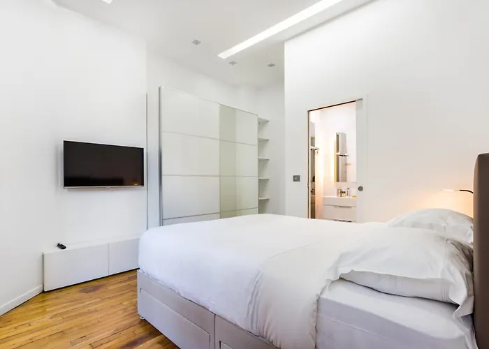 Daire Peaceful - 1br 4p - Eiffel Tower
